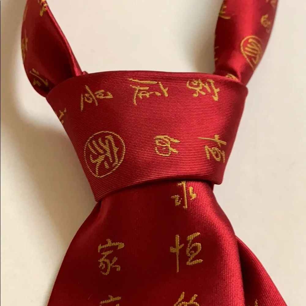 Family Ties 100% Silk Tie - Picture 4 of 11